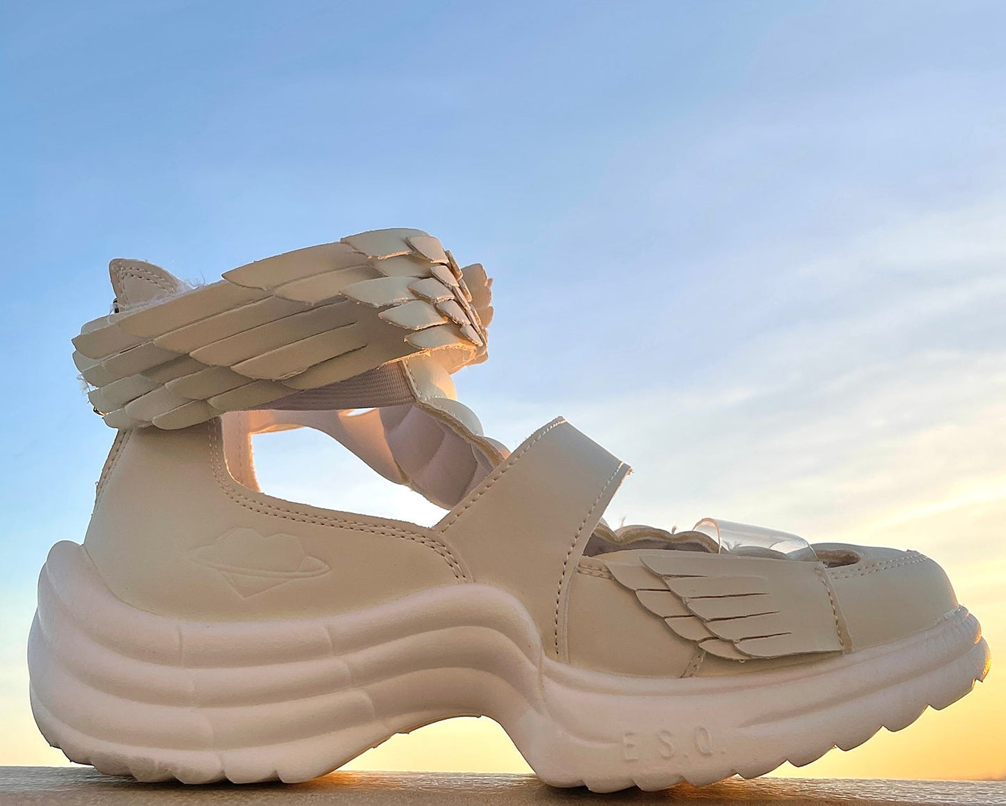 FLYH HI Winged Sneaker White (UV Reactive)