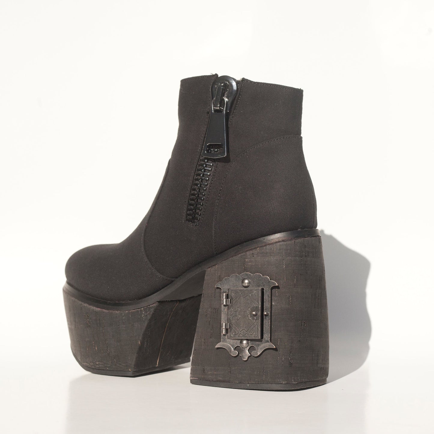 VOYAGE PORTAL Black Ankle Boots