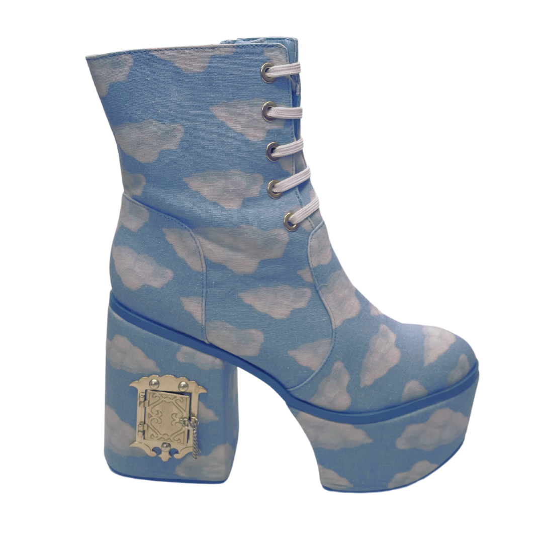 VOYAGE PORTAL Cloud Print Ankle Boots