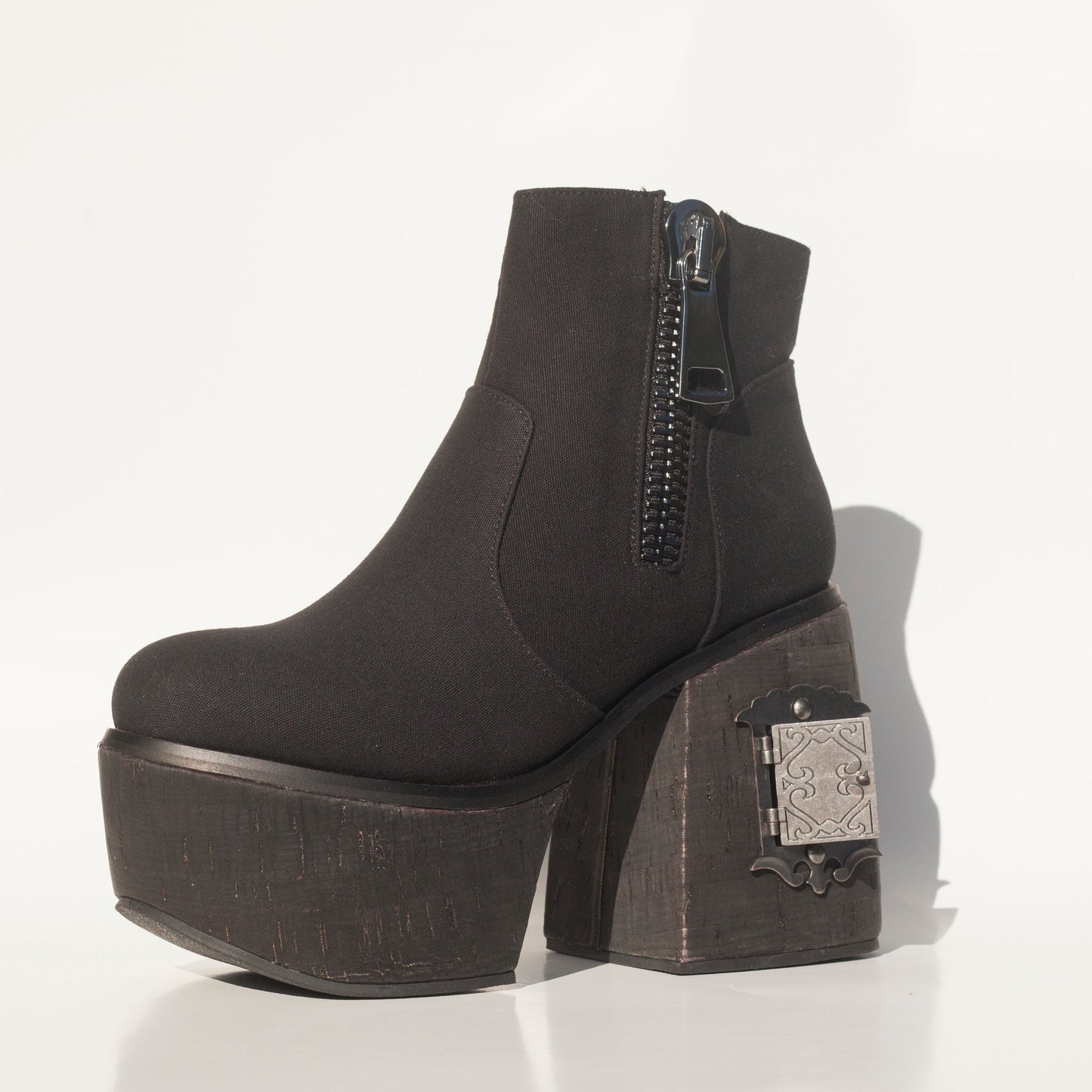 VOYAGE PORTAL Black Ankle Boots